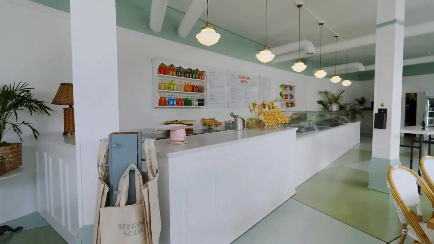 HGTV — Hometown Takeover